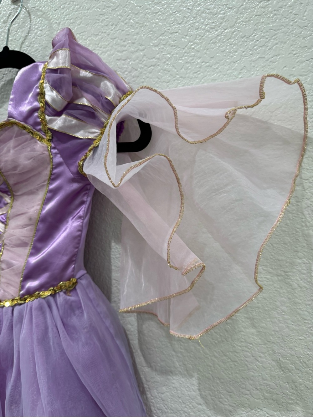 Disney Parks Tangled Rapunzel Princess Costume Dress Girls 5/6 Purple Halloween - Picture 3 of 9